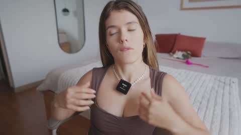 Snapshot of rebeccastonee chatting on January 6, 2026, 7:39 pm - Maria - Of rebeccastonec - telegram online show from January 6, 2026, 7:39 pm