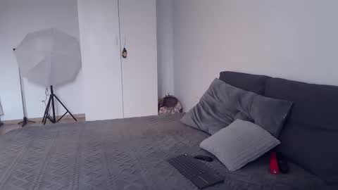 Snapshot of rebekaburns chatting on January 27, 2025, 9:02 am Rebeka online show from January 27, 2025, 9:02 am