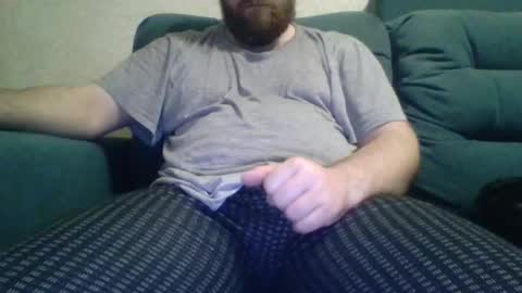 Snapshot of red_bearddd chatting on November 24, 2025, 6:18 pm red_bearddd online show from November 24, 2025, 6:18 pm