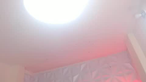 Luna online show from February 8, 2025, 8:42 am