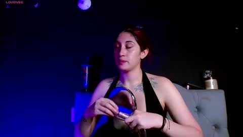 IG   OF red moonn online show from March 18, 2026, 1:42 am