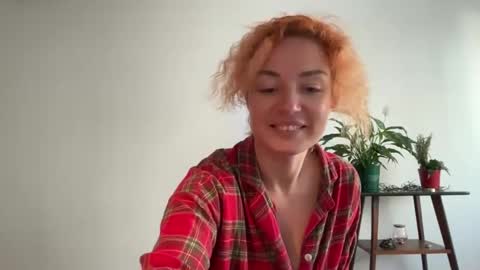 reddgirll online show from February 22, 2025, 4:30 pm