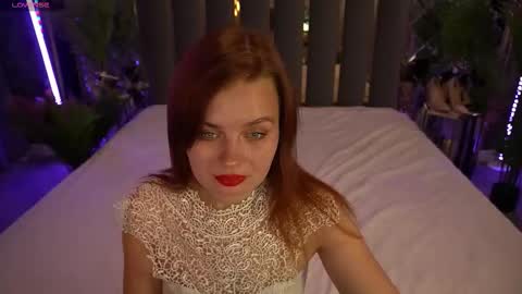 Lily online show from October 8, 2025, 8:39 pm