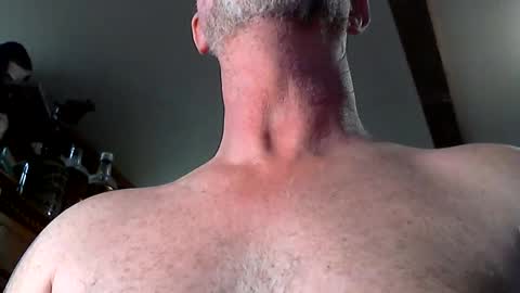 Snapshot of redfox60010 chatting on May 26, 2026, 5:20 pm redfox60010 online show from May 26, 2026, 5:20 pm