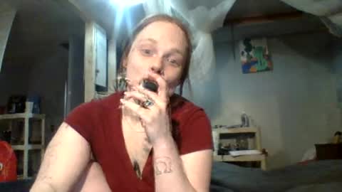 Lenae Redd online show from June 3, 2026, 4:15 am