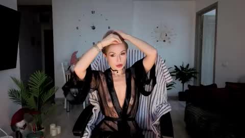 Alex online show from December 20, 2025, 12:01 pm