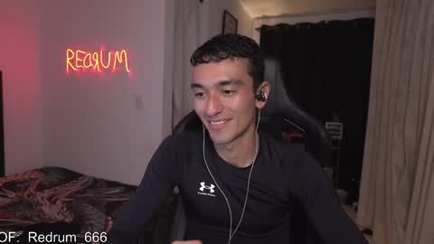 Red online show from May 14, 2026, 4:19 am