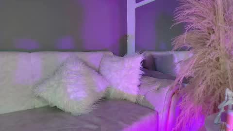 RED VELVET online show from May 8, 2026, 2:50 am