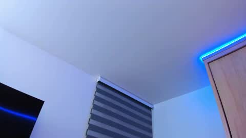 redski77 online show from January 13, 2025, 9:19 am