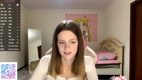 Lucy online show from September 30, 2025, 4:12 pm