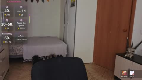 ReginaHawkinss online show from April 1, 2026, 1:41 pm