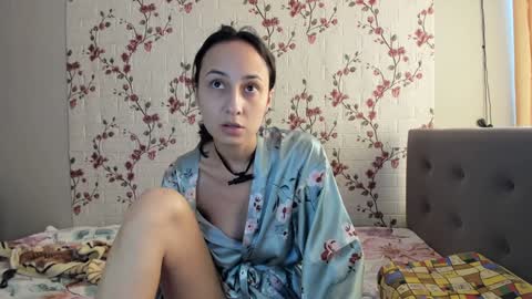Snapshot of reginamoon12 chatting on January 21, 2025, 10:08 am Alisa online show from January 21, 2025, 10:08 am
