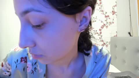 Snapshot of reginamoon12 chatting on January 29, 2025, 7:57 am Alisa online show from January 29, 2025, 7:57 am