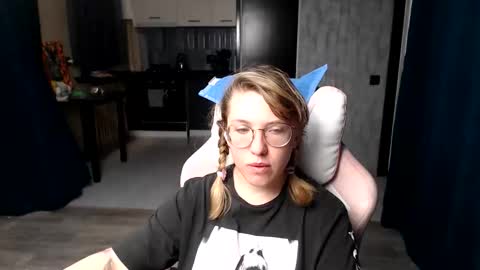 Regina online show from September 16, 2025, 11:50 pm