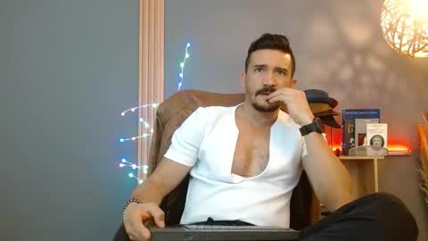   REIKO  online show from February 28, 2026, 3:02 pm