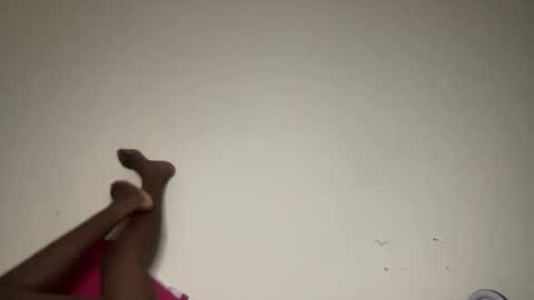 reina77xo online show from February 13, 2026, 6:26 pm