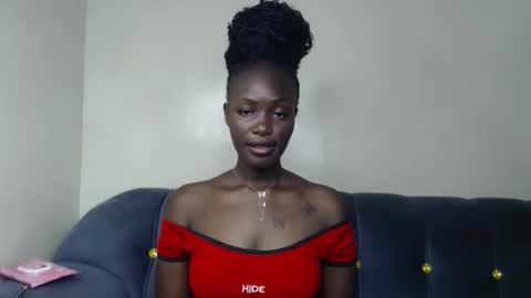 reina_lexi online show from May 14, 2026, 11:44 pm