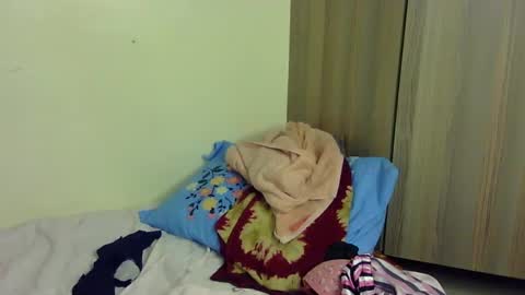 rellings-maya online show from January 21, 2025, 12:50 pm