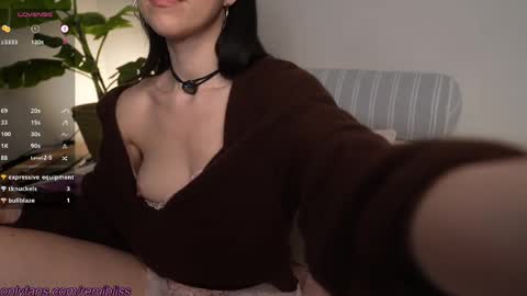 Snapshot of remibliss chatting on March 30, 2026, 12:55 am Remi online show from March 30, 2026, 12:55 am
