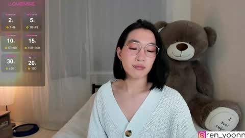 Ren online show from May 11, 2026, 12:38 am