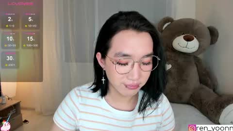 Ren online show from June 16, 2026, 4:37 am