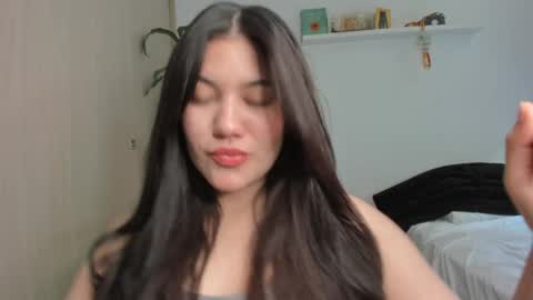 renata__20 online show from May 24, 2026, 4:01 pm