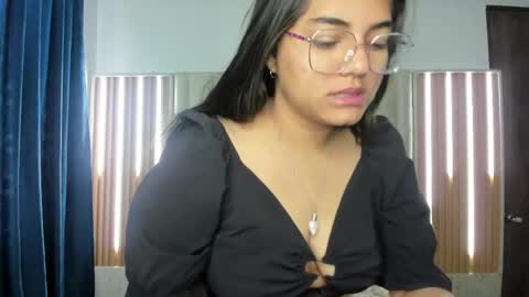 renata online show from May 22, 2026, 1:50 pm