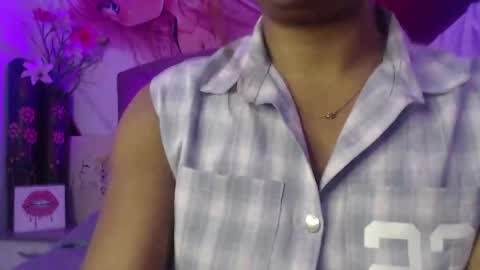 Snapshot of renata_valentina chatting on April 21, 2026, 11:16 am RENATA VALENTINA online show from April 21, 2026, 11:16 am
