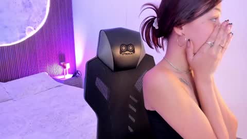 Renata online show from June 1, 2026, 5:42 am