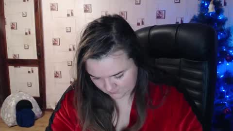 renataoia online show from January 4, 2025, 4:22 pm