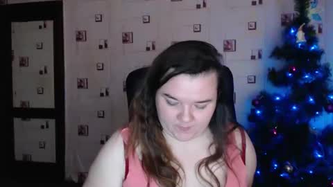 renataoia online show from January 15, 2025, 5:37 pm