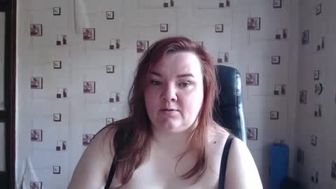 renataoia online show from April 4, 2026, 11:08 am