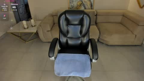 Renata Reyes online show from April 2, 2026, 9:34 pm