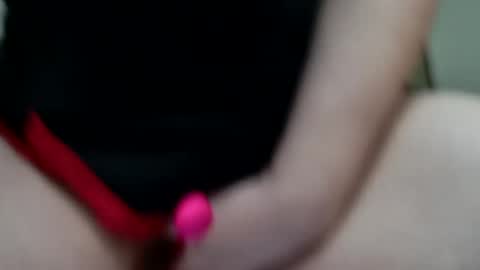 Snapshot of renattabigboobs chatting on June 1, 2026, 7:10 am Renatta online show from June 1, 2026, 7:10 am