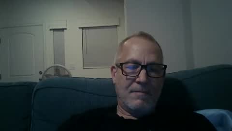 Snapshot of renewaz chatting on February 7, 2026, 3:43 am Renewaz online show from February 7, 2026, 3:43 am