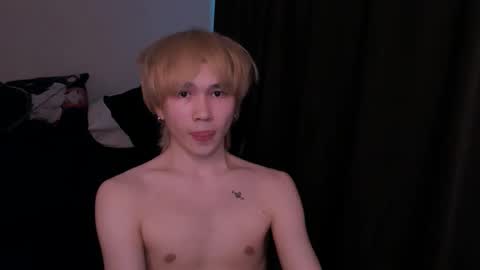 Snapshot of rennuts chatting on February 12, 2026, 6:47 pm rennuts online show from February 12, 2026, 6:47 pm