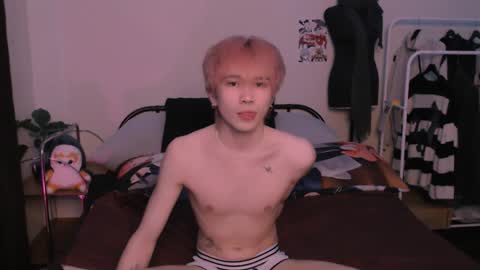 rennuts online show from April 7, 2026, 7:14 pm