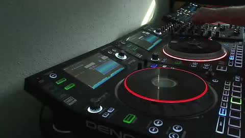 GearPorn online show from October 18, 2025, 8:53 pm