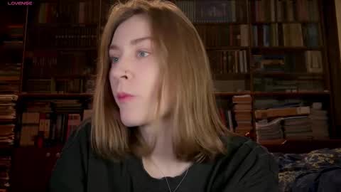 Rie online show from March 28, 2026, 6:18 pm