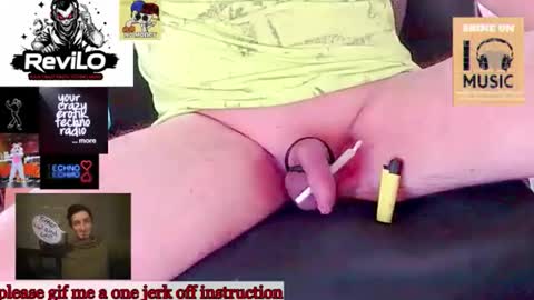 Snapshot of revilo80 chatting on March 25, 2026, 8:42 am revilo80 online show from March 25, 2026, 8:42 am