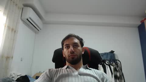 Snapshot of revivedunknown chatting on January 1, 2025, 11:27 am Chris online show from January 1, 2025, 11:27 am