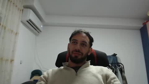 Snapshot of revivedunknown chatting on January 9, 2025, 1:29 am Chris online show from January 9, 2025, 1:29 am