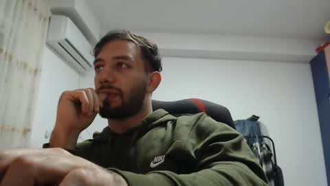 Snapshot of revivedunknown chatting on January 17, 2025, 9:06 pm Chris online show from January 17, 2025, 9:06 pm