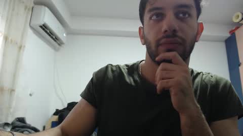 Snapshot of revivedunknown chatting on February 14, 2025, 2:23 pm Chris online show from February 14, 2025, 2:23 pm