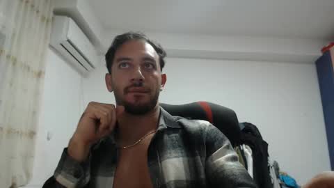 Snapshot of revivedunknown chatting on October 1, 2025, 7:42 pm Chris online show from October 1, 2025, 7:42 pm