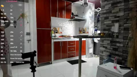 reymasterhot online show from November 11, 2025, 8:20 pm