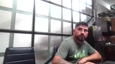 REYALAD online show from March 3, 2025, 5:29 pm