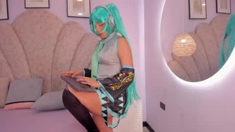 Snapshot of reze_chaw chatting on April 24, 2026, 6:43 pm Reze online show from April 24, 2026, 6:43 pm