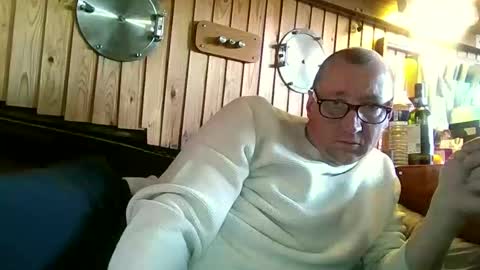 Snapshot of rezznova chatting on February 8, 2026, 3:26 pm Joe online show from February 8, 2026, 3:26 pm