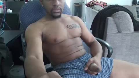 Snapshot of rfryre chatting on March 8, 2025, 4:06 pm Taye online show from March 8, 2025, 4:06 pm